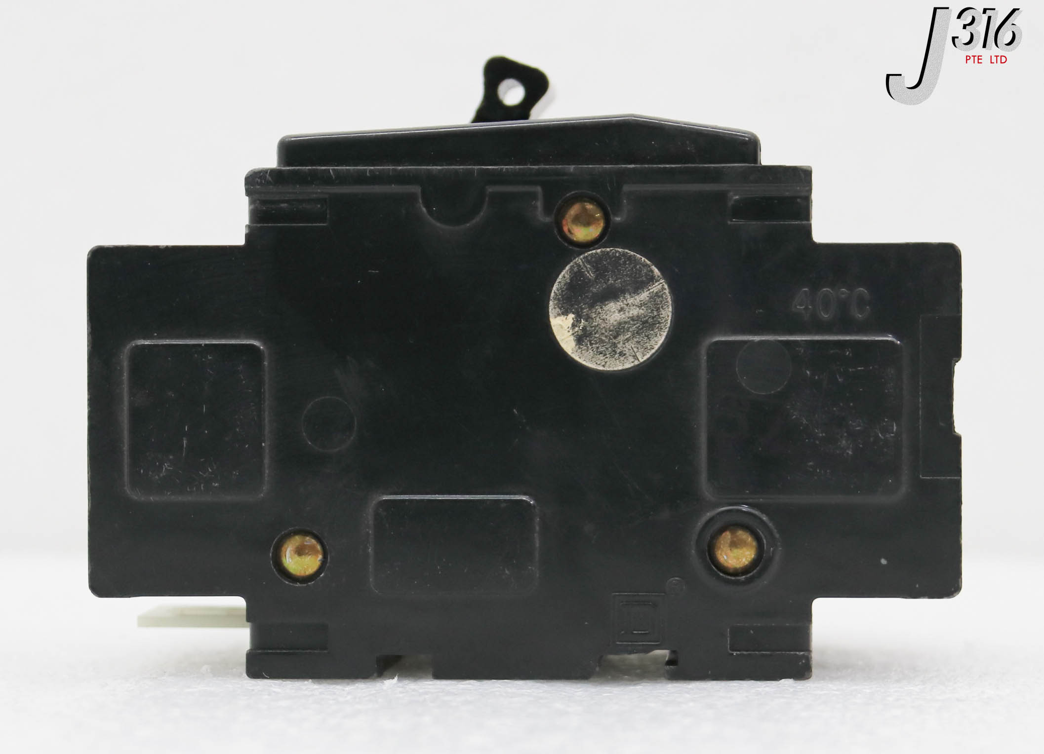 34525 SCHNEIDER ELE SQUARE D 3-POLE CIRCUIT BREAKER, QOU SERIES